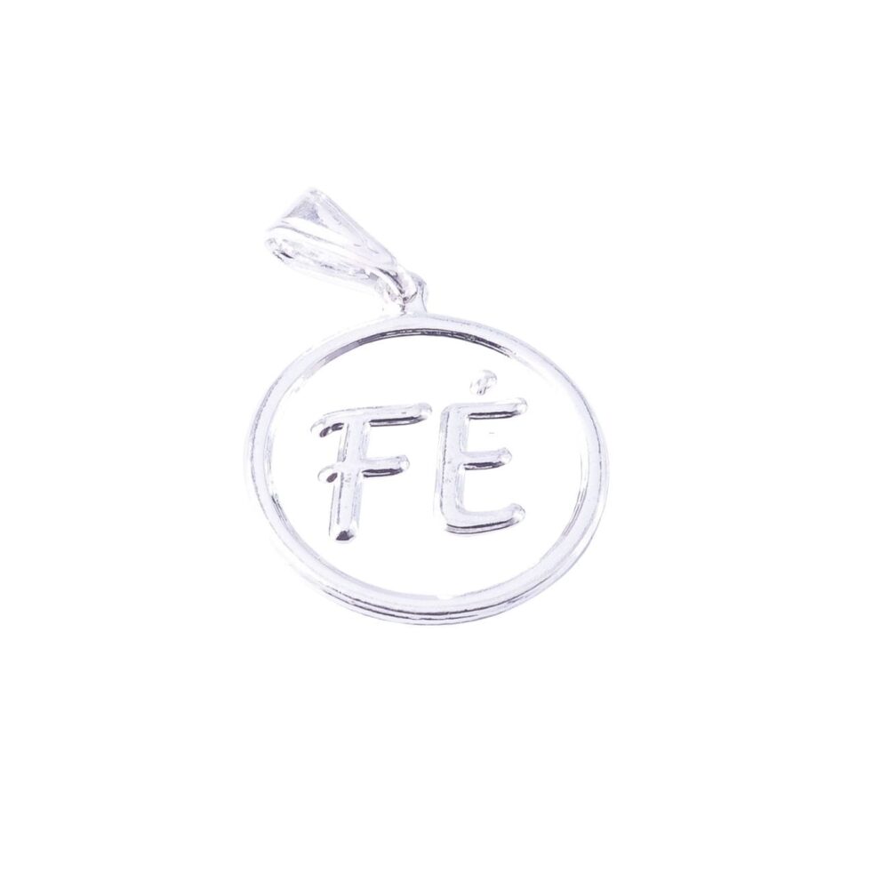 DIJE DE PLATA 925 MEDALLON LABRADO CON PALABRA FE GRANDE