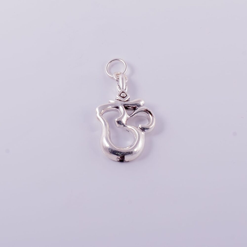 D2527 - DIJES DE PLATA 925 SIMBOLO OM INFLADO - Imagen 2