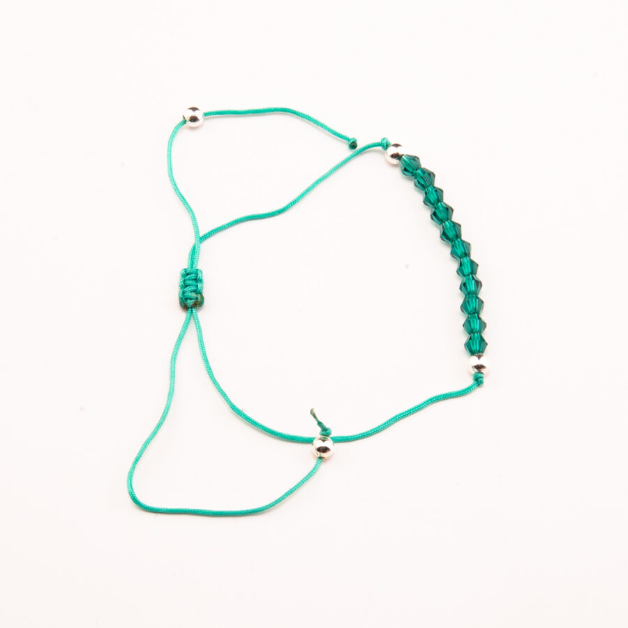 PULSERA MACRAME VERDE CON PERLAS BLANCAS DOBLE HILERA - Imagen 2