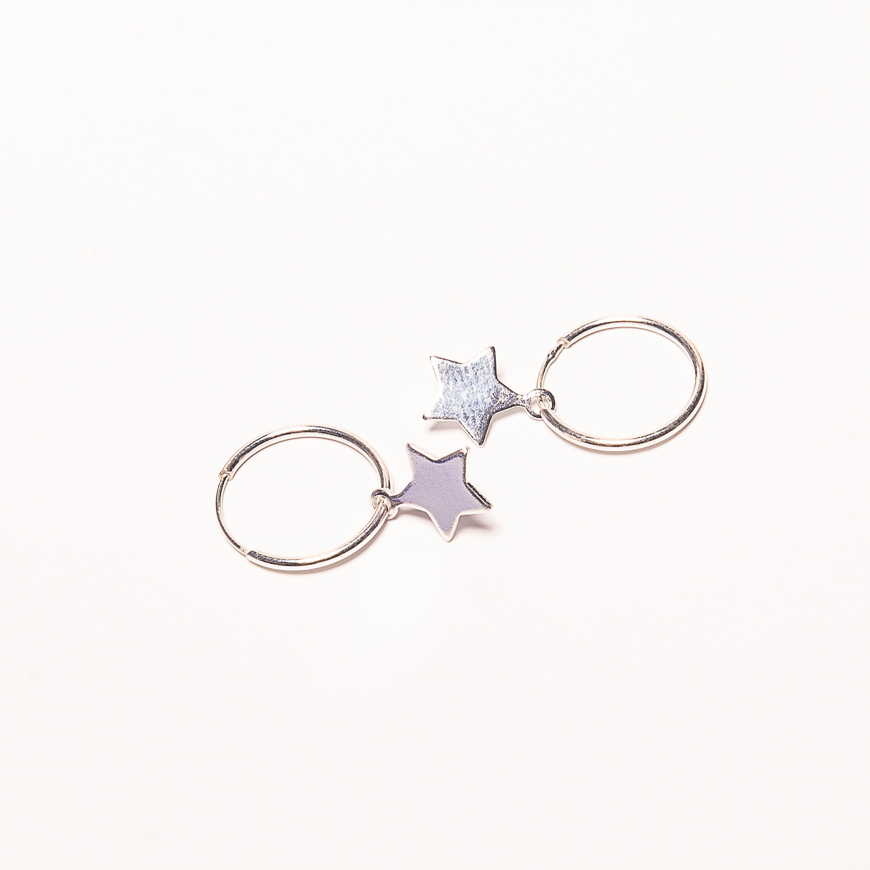 ARGOLLAS DE PLATA 925 CON DIJE DE ESTRELLA LISA - ARG287