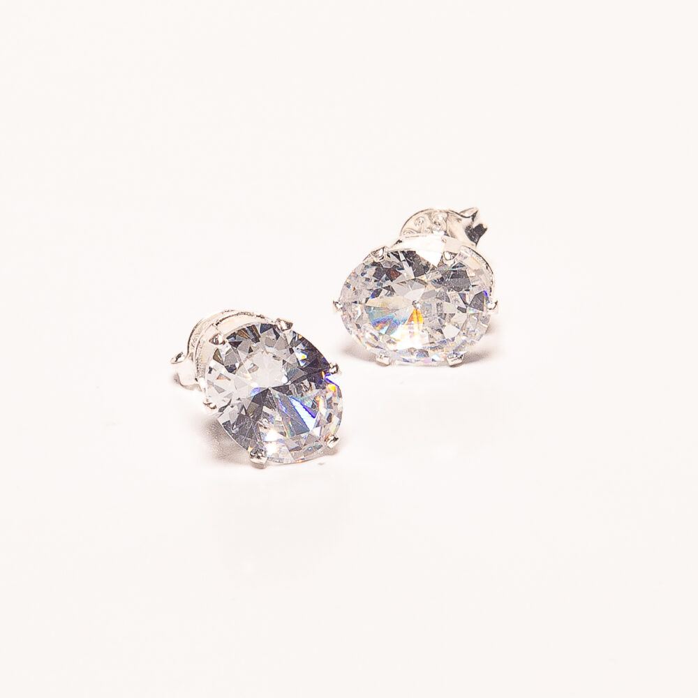AROS DE PLATA 925 CON ZIRCONIA OVALADA ENGARZADA - AR0182