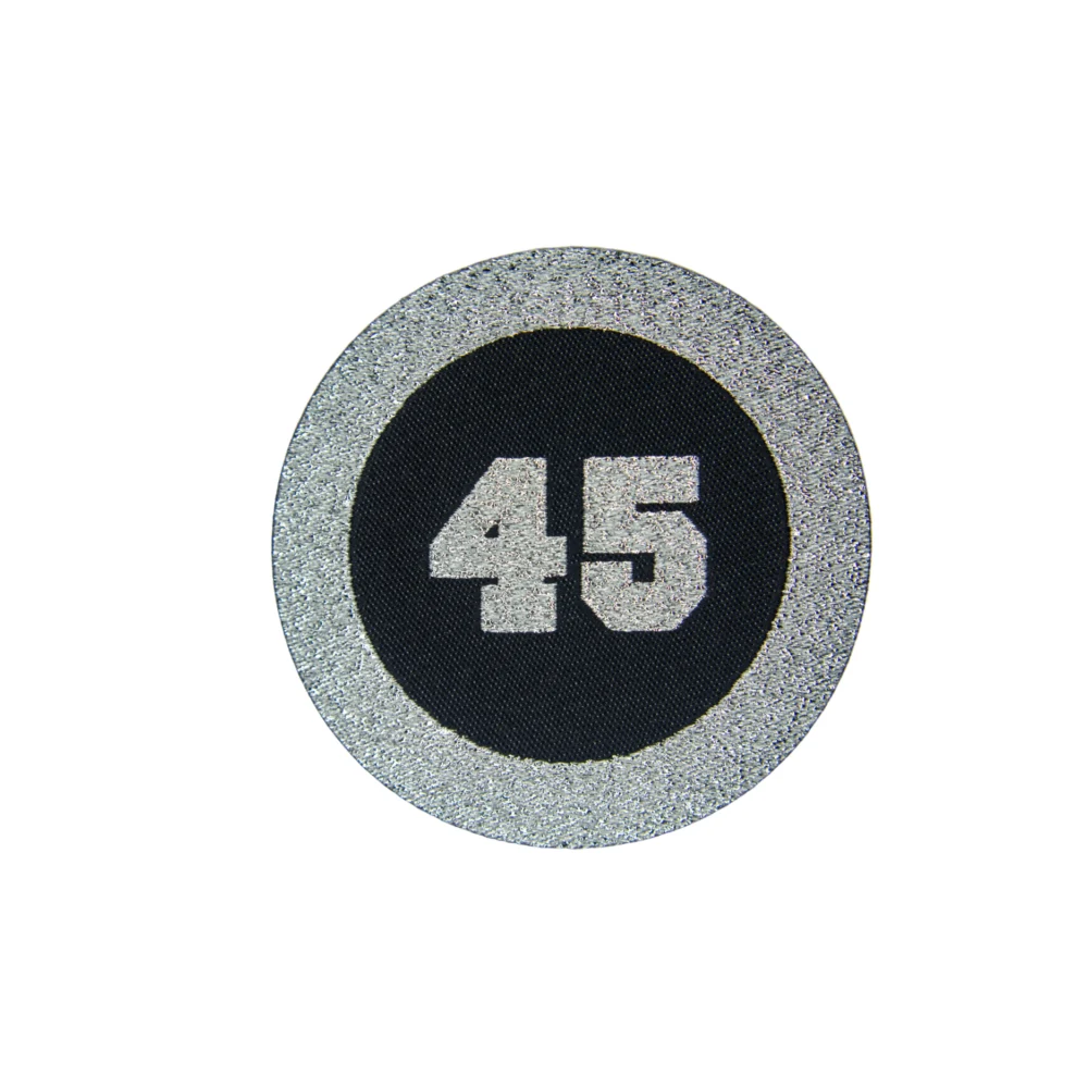 PARCHE TERMOADHESIVO NUMERO 45 PLATEADO CON NEGRO- 135P