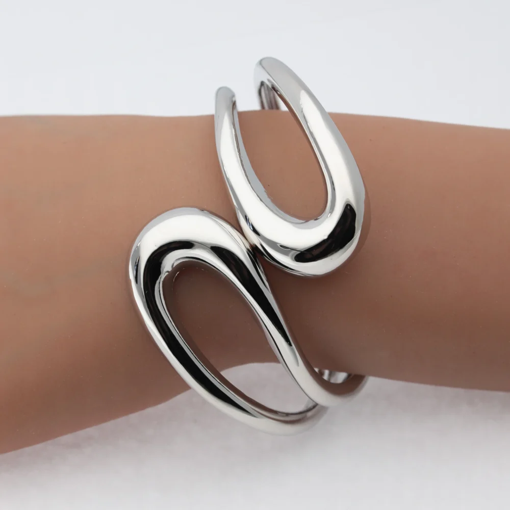 ACCESORIO BRAZALETE PLATEADO