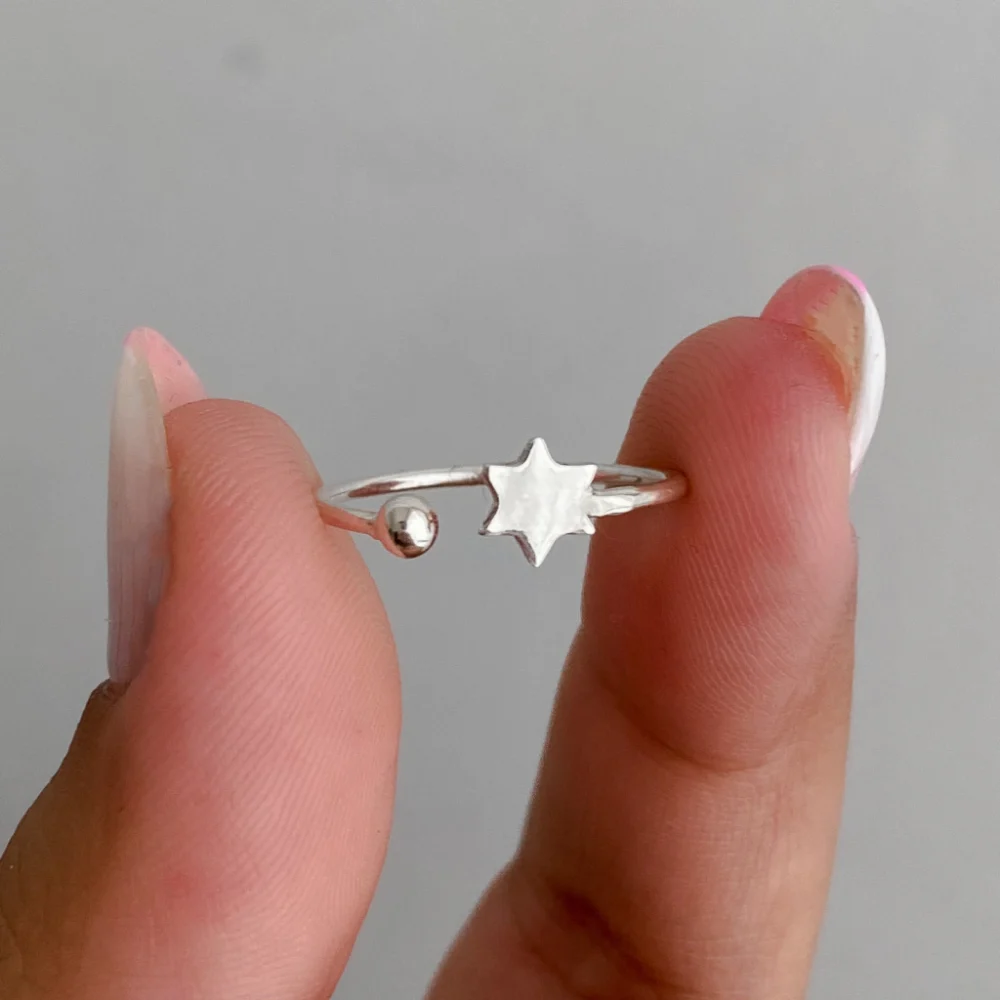 AN10023- ANILLO LISO CON FORMA PLATA 925 (MEDIDA ESTANDAR) - Imagen 2