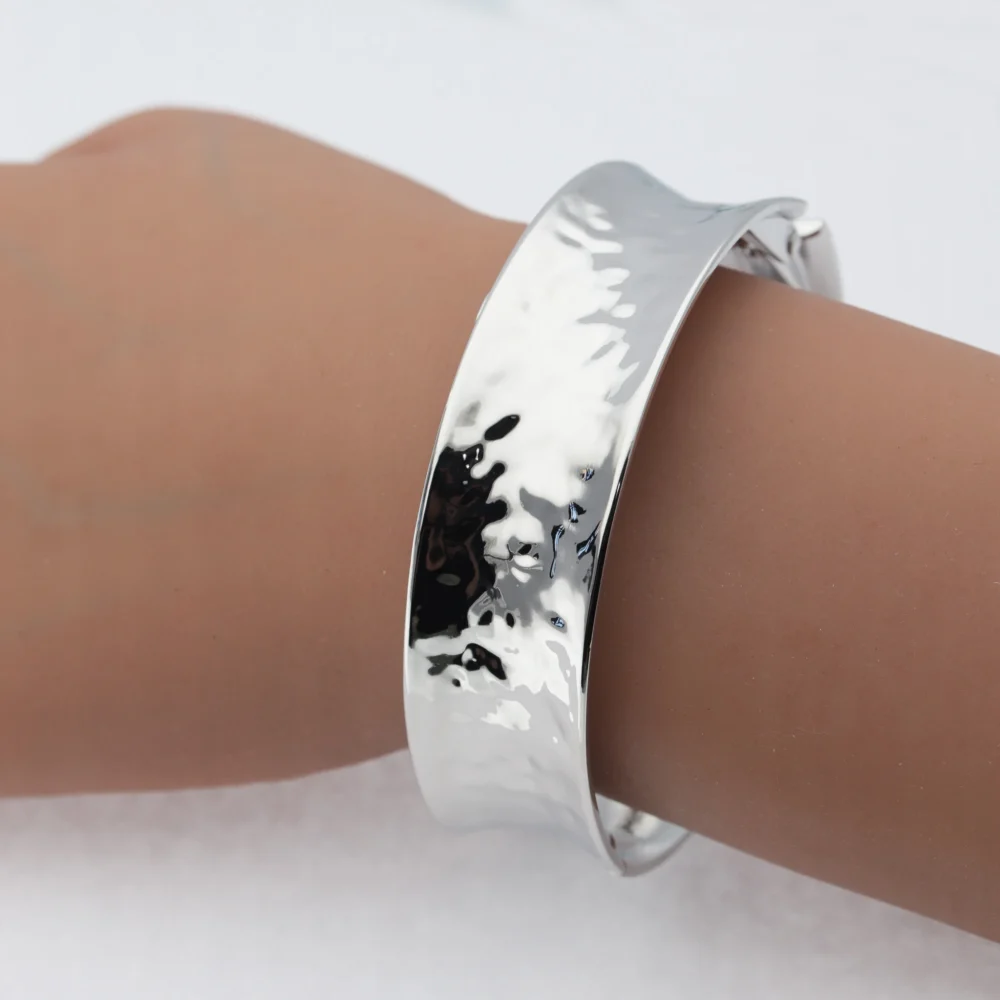 ACCESORIO BRAZALETE PLATEADO