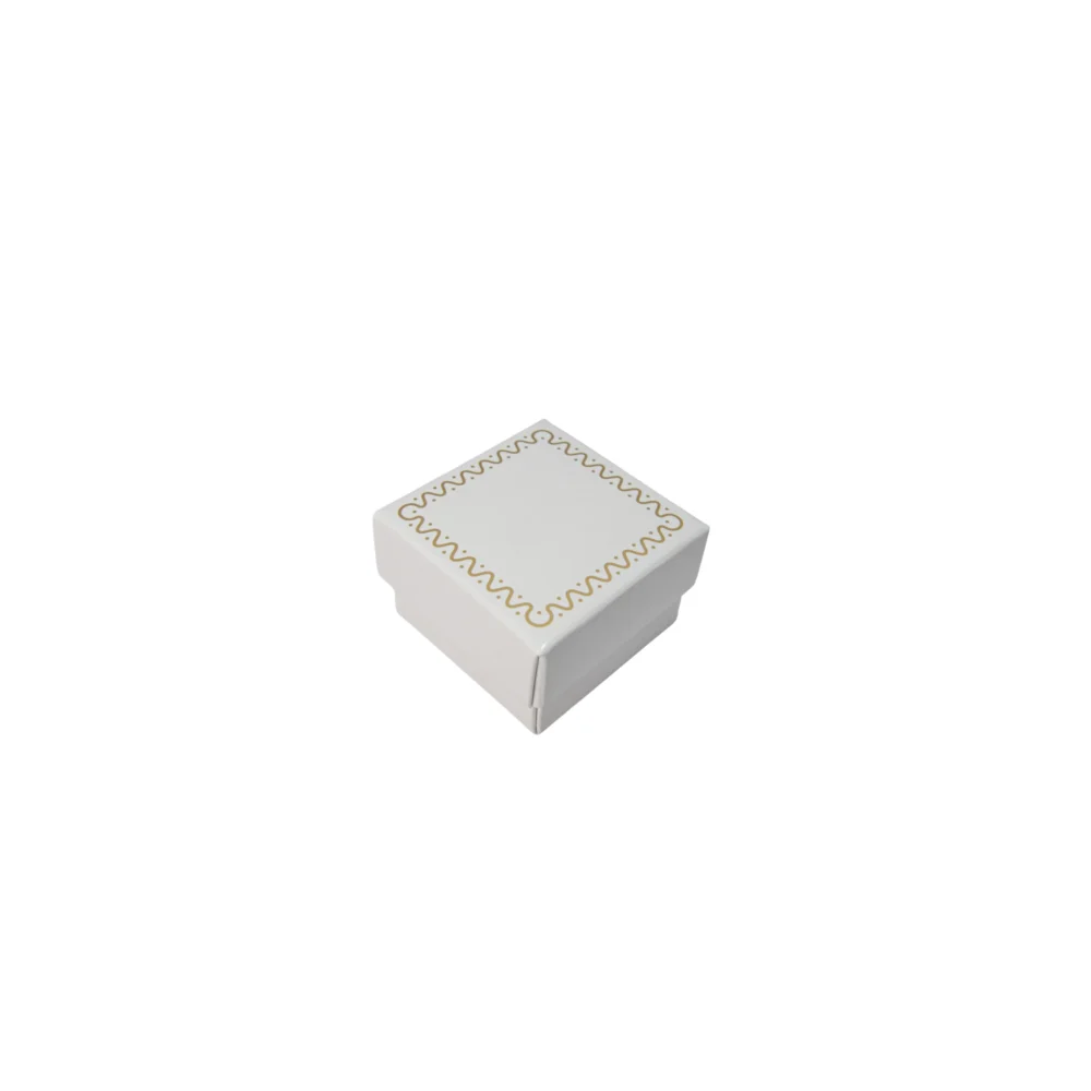 CAJA PARA ANILLO BLANCO MATE Y DISEÑO DE MARCO DORADO
