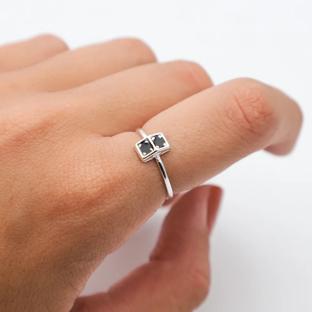 ANILLO