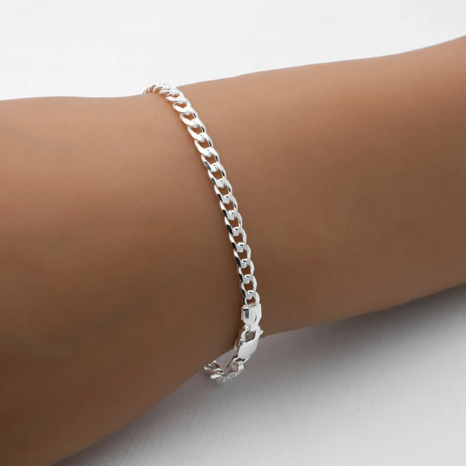 PULSERA ALASKA