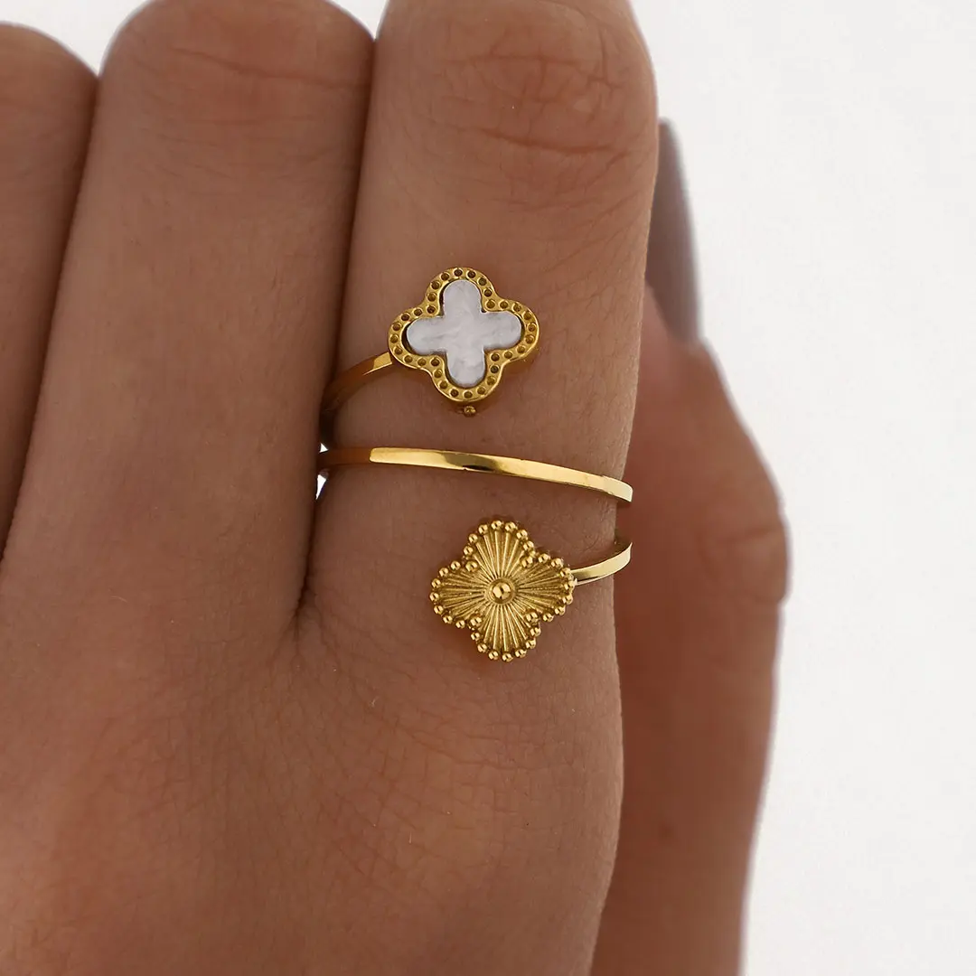 ANILLO TREBOL ACERO DORADO