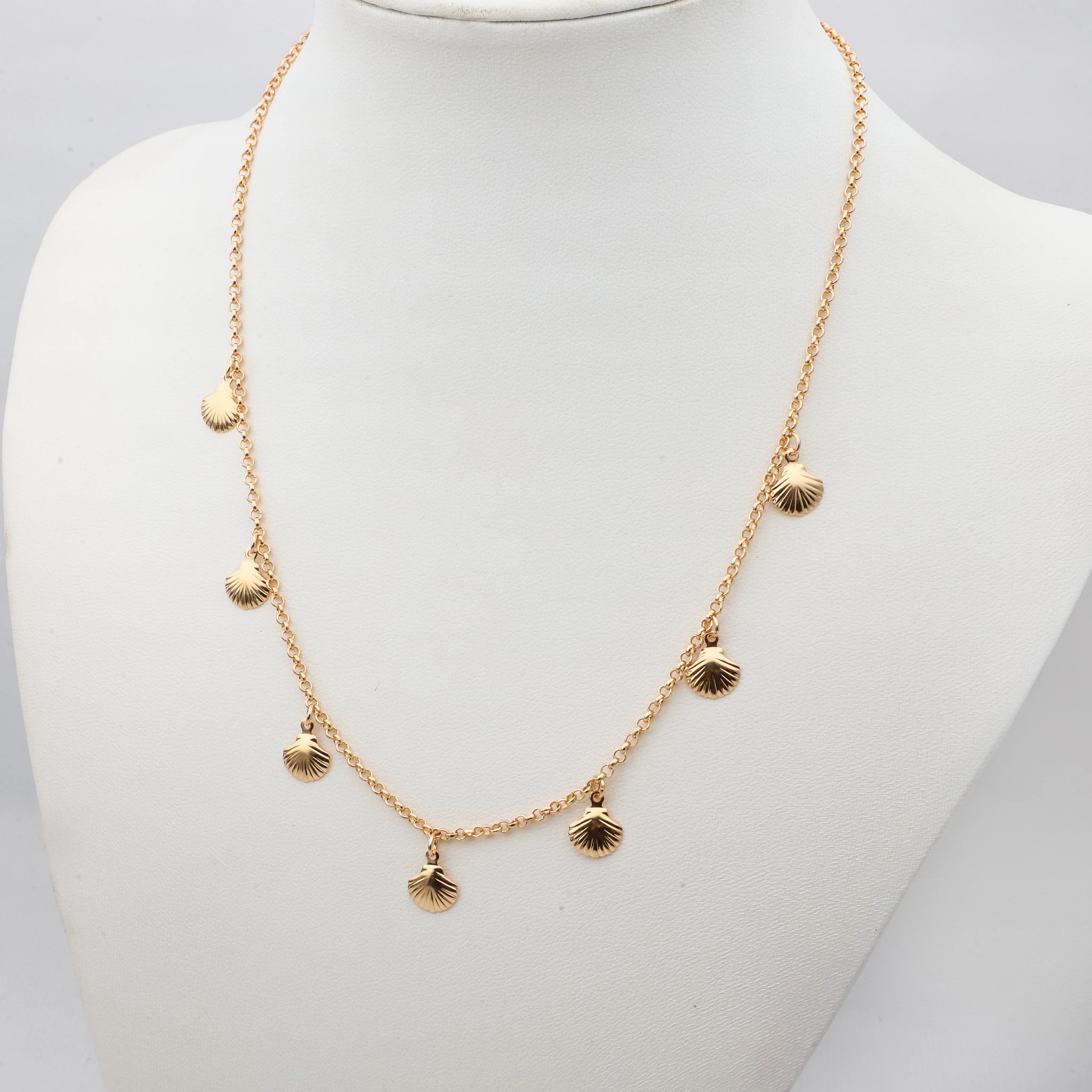 CHOKER OSTRA