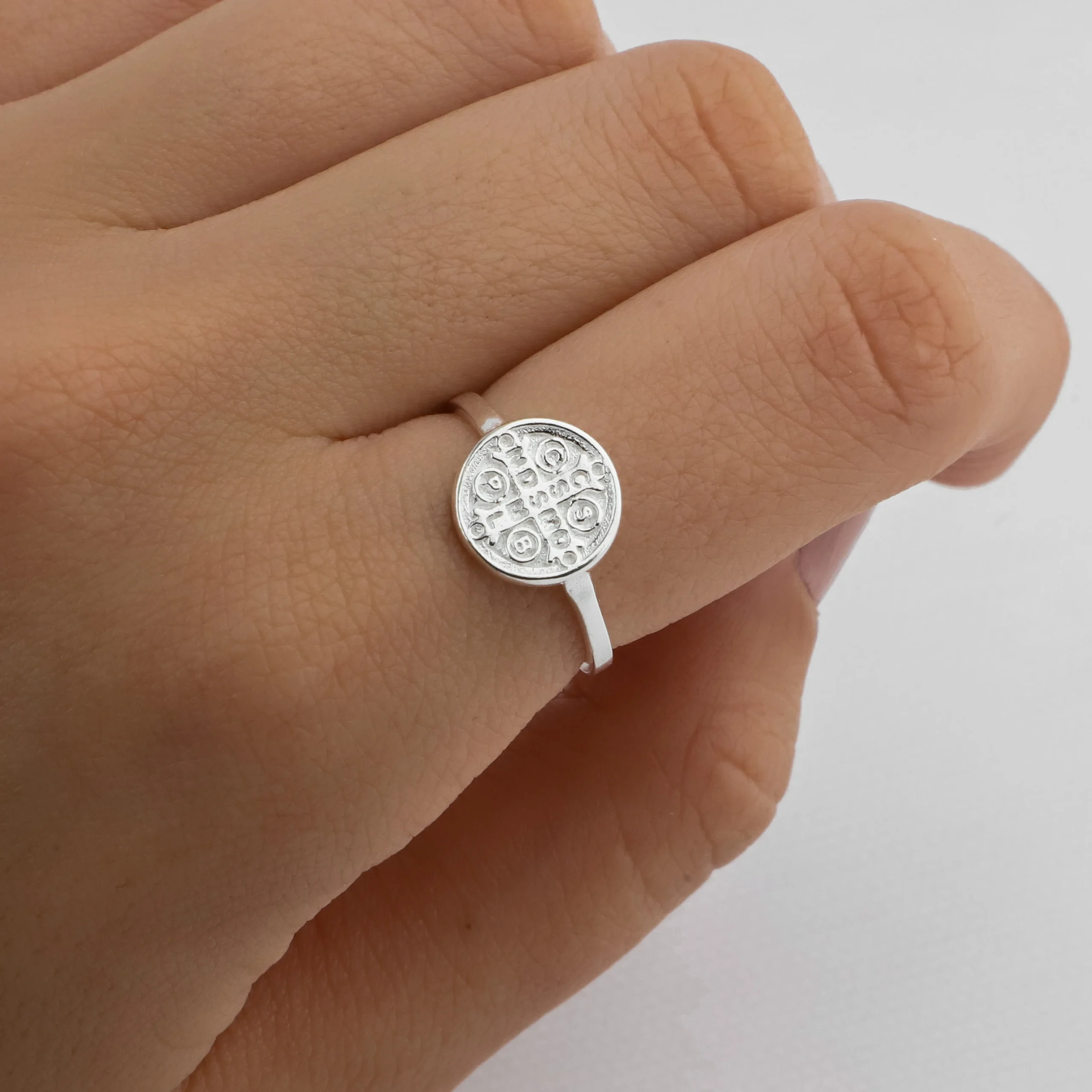ANILLO SAN BENITO