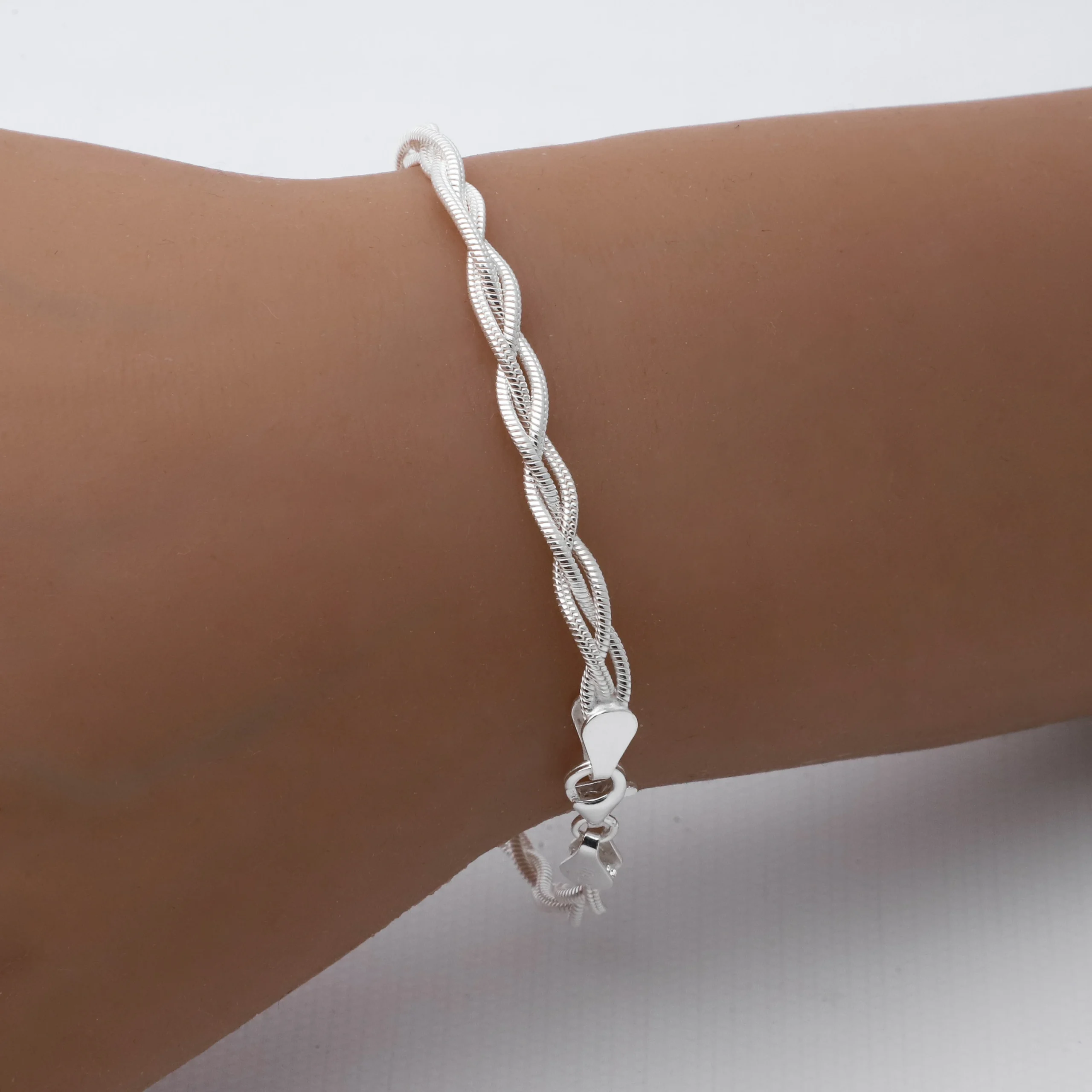 PULSERA TRENZADA