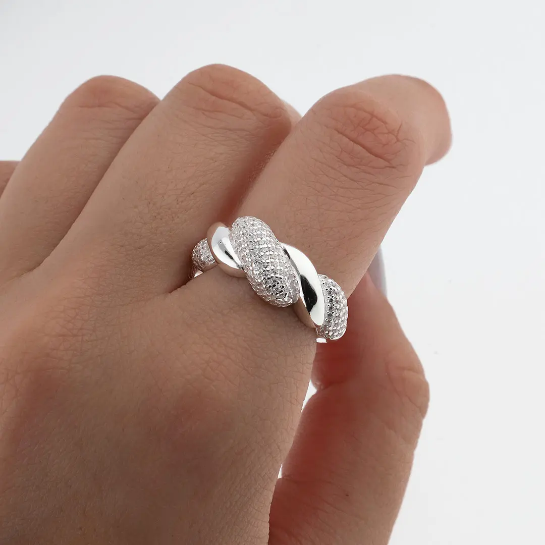 ANILLO EXCLUSIVO