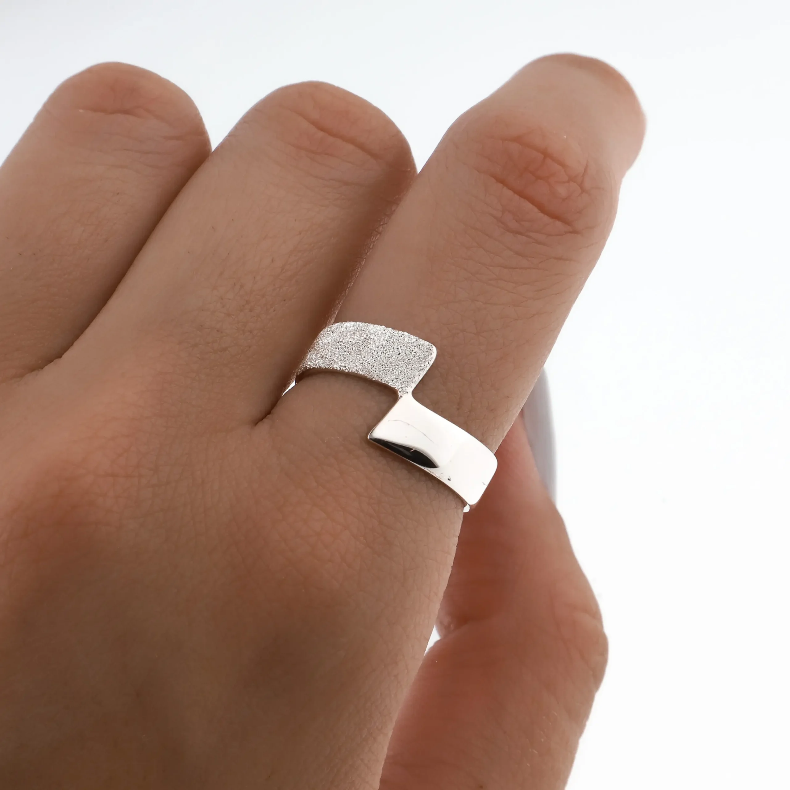 ANILLO