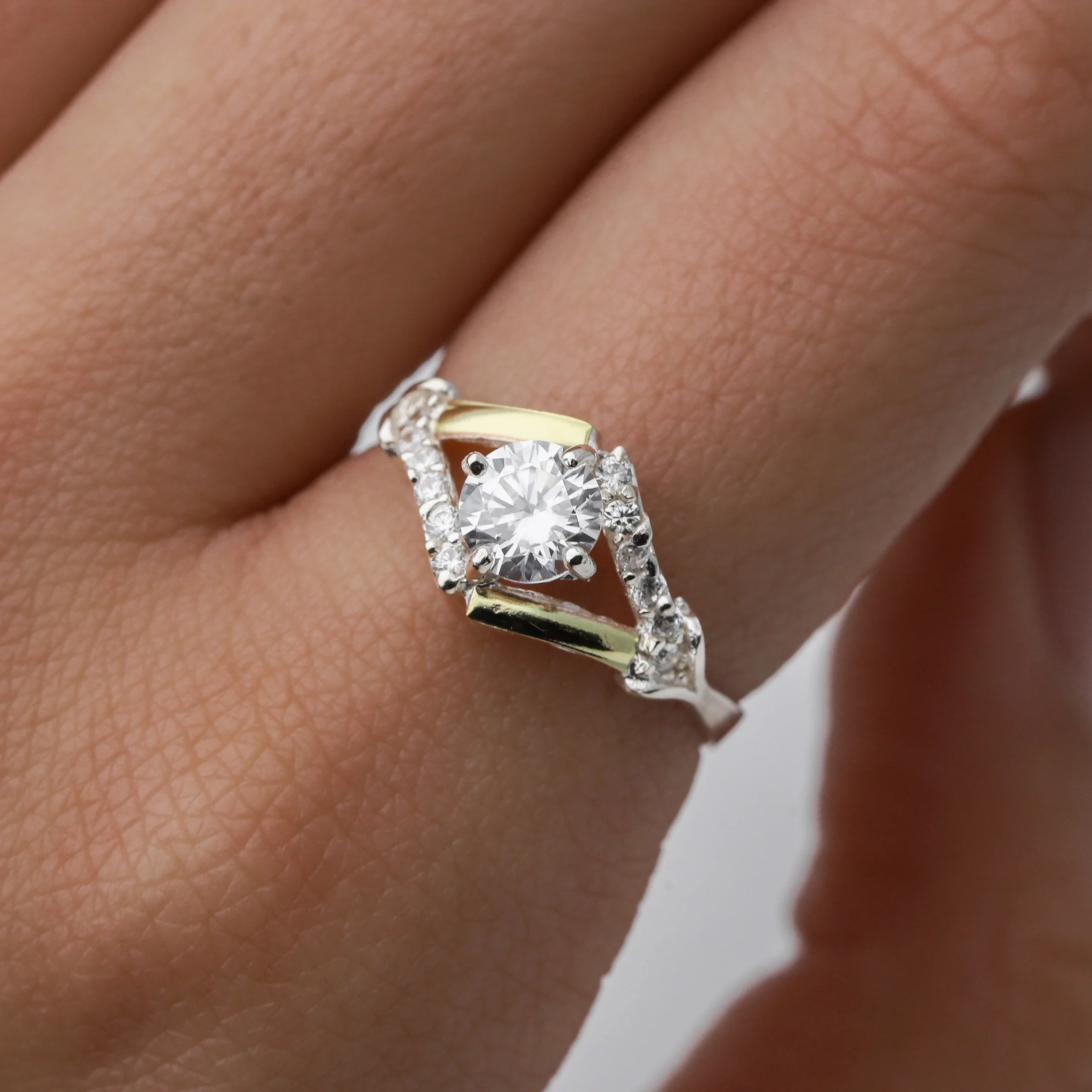 ANILLO