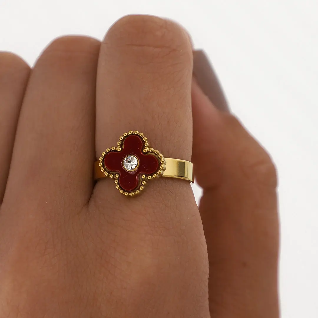 ANILLO TREBOL ACERO DORADO