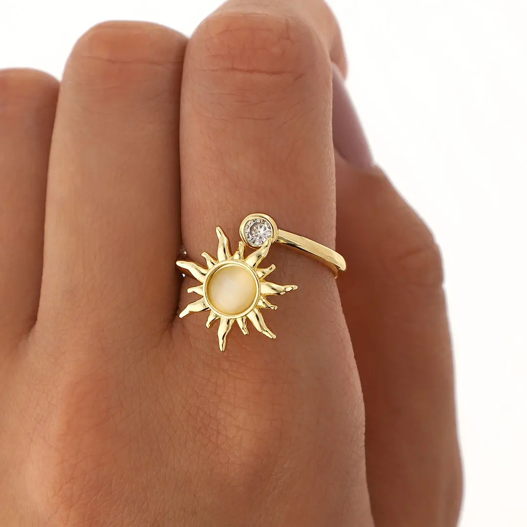 ANILLO ANTI ESTRES REGULABLE  ACERO DORADO