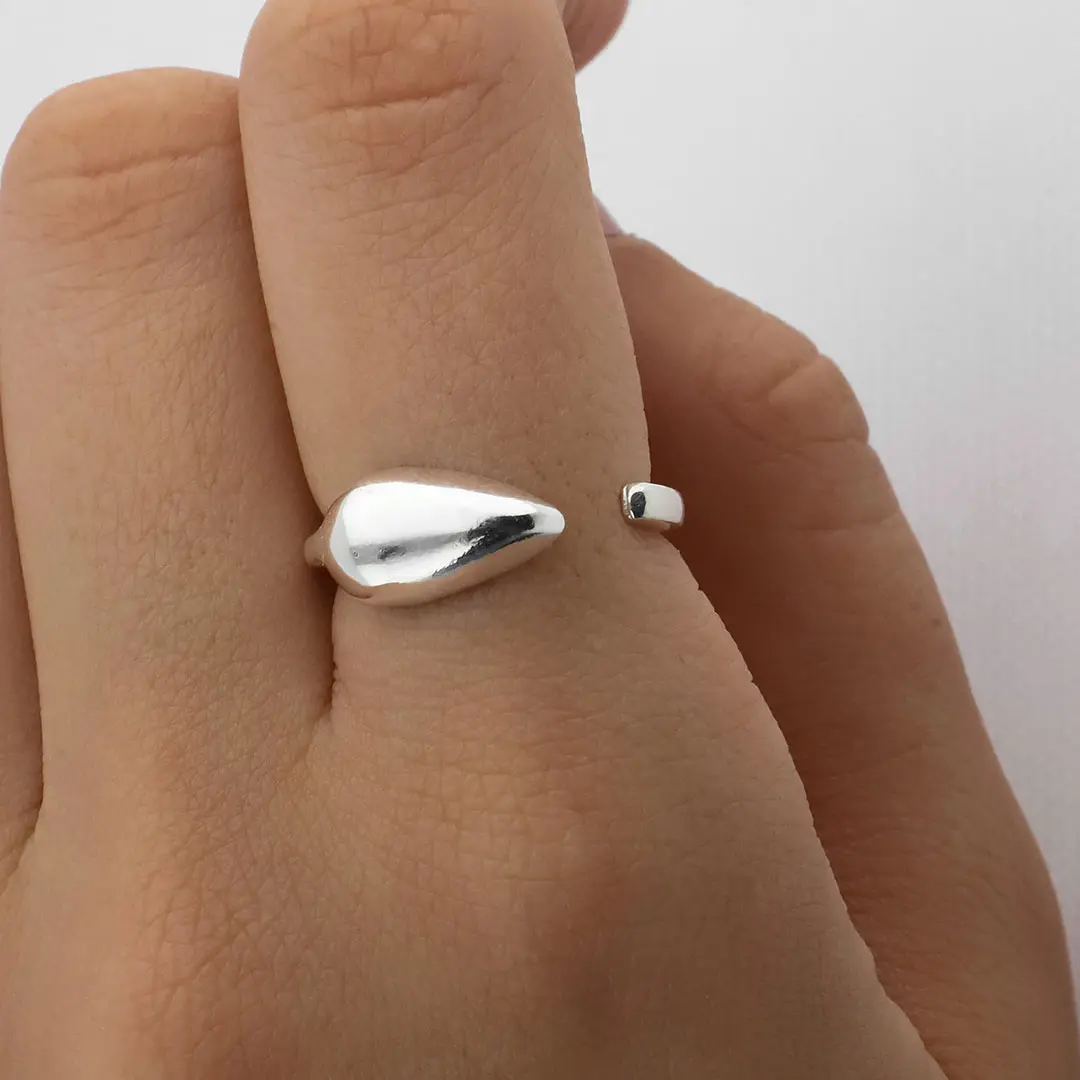 ANILLO ZURI