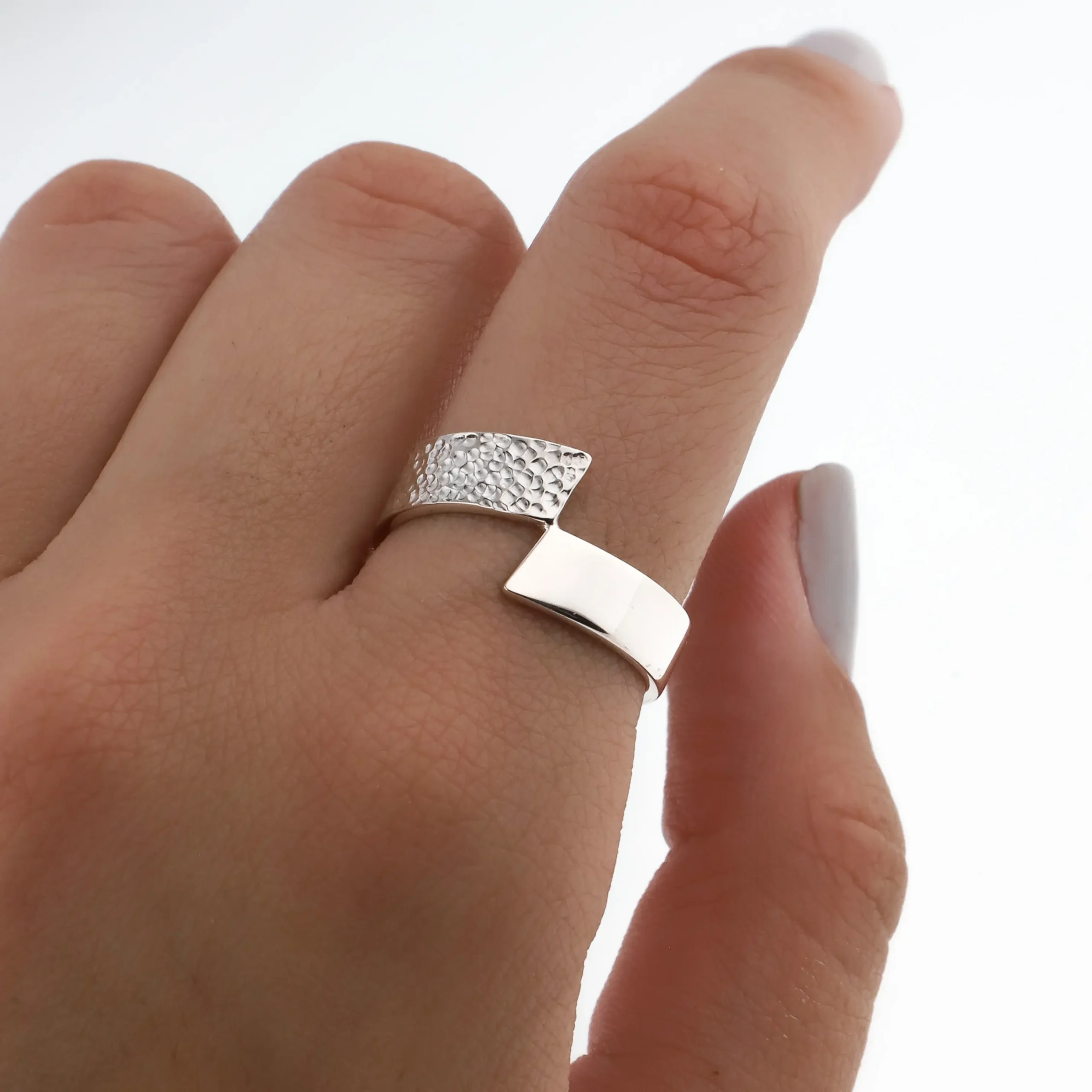ANILLO