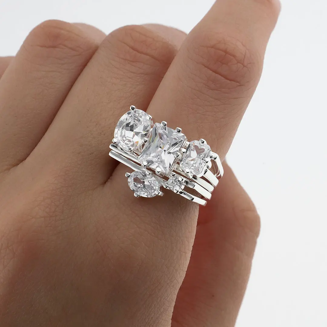 ANILLO EXCLUSIVO
